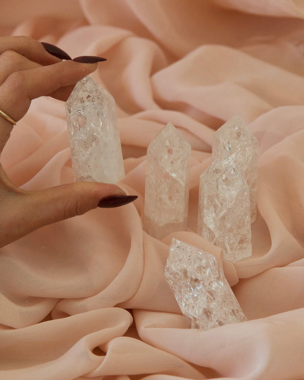 Crackle Quartz Point image 1