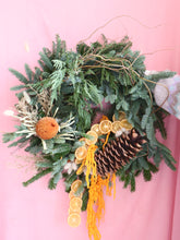 Load image into Gallery viewer, Rococo&#39;s Natural Wreath
