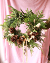 Load image into Gallery viewer, Rococo&#39;s Winter Wreath
