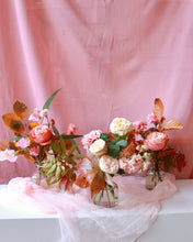 Load image into Gallery viewer, Bud Vase Centerpiece
