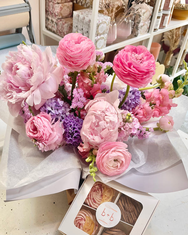 Let Me Eat Cake image 4